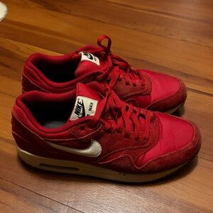 Nike Air Max Crimson Red Sneakers
